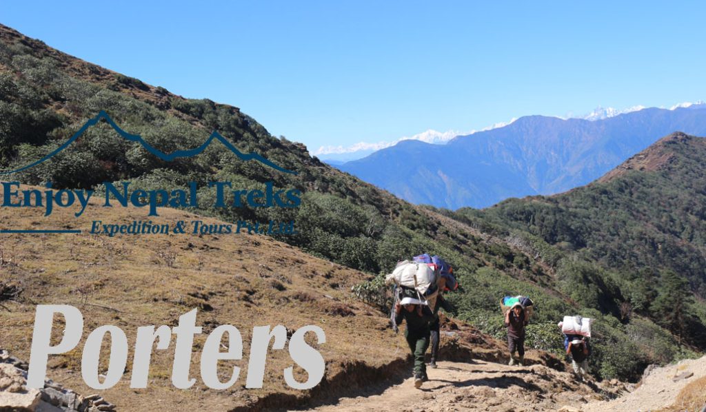 Trekking Porters di Nepal