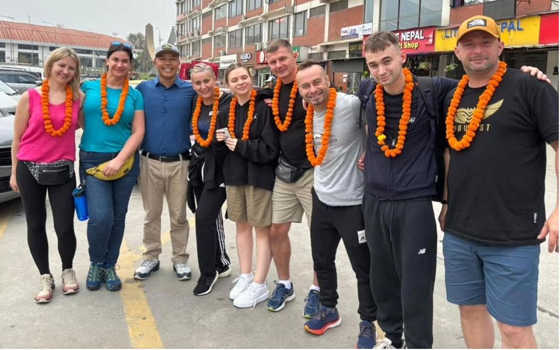 Himalayan magic Treks Guide in Nepal